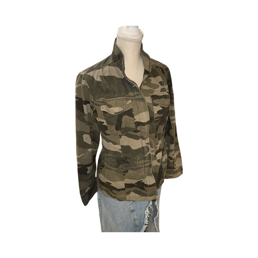 Abercrombie & Fitch‎ Camo Utility Field Jacket Women’s Small  Item Details